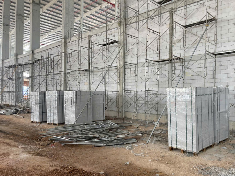 Bão giá vật liệu nhưng gạch AAC được ưa chuộng ứng dụng trong các công trình nhà xưởng, nhà máy