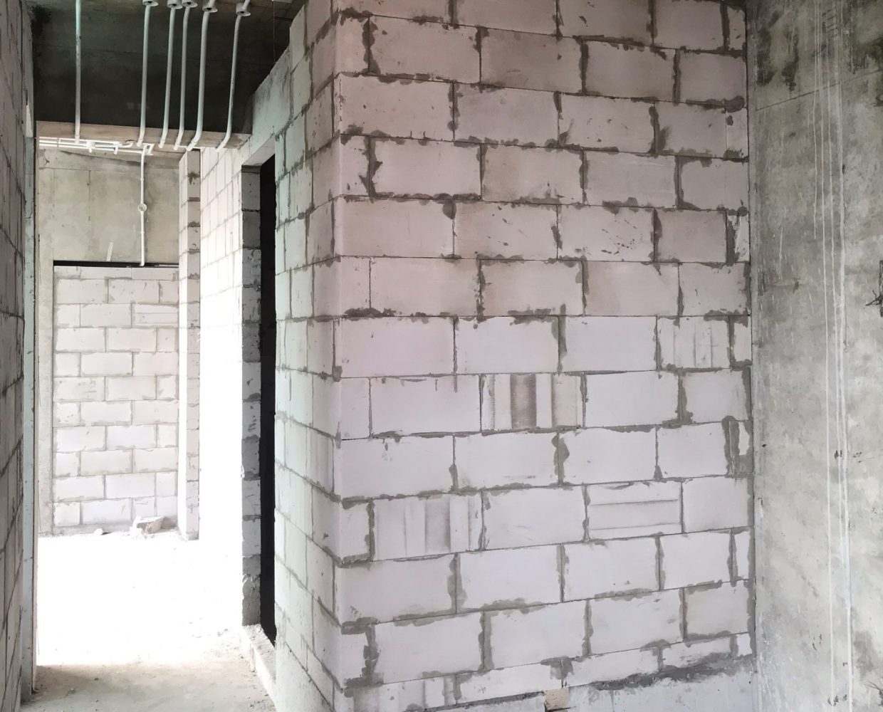 Xây tường gạch AAC EBLOCK giúp cách nhiệt với môi trường bên ngoài và ổn định nhiệt môi trường bên trong